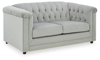 Amor Loveseat