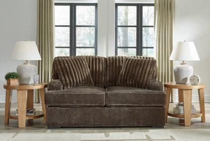 Kenia Loveseat