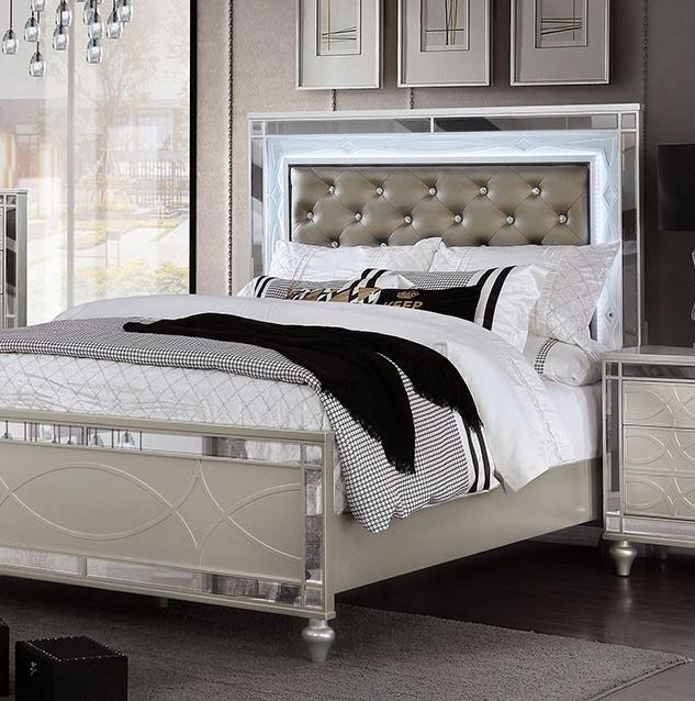 Arianna Glam Bed